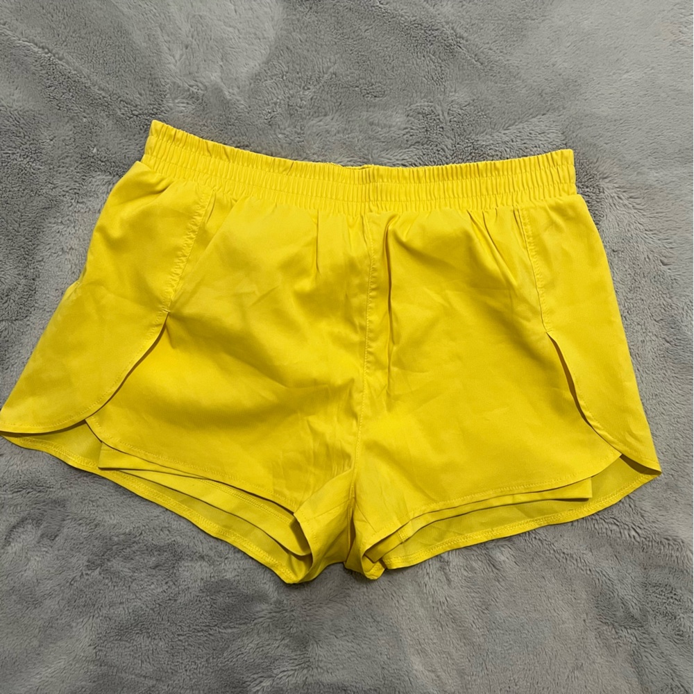 Girlfriend collective Yellow short shorts
